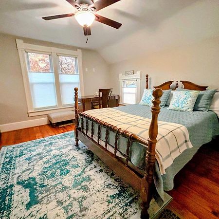 Charming Restored 1891 House Fort Atkinson Esterno foto